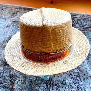 Perfect vintage straw fedora hat